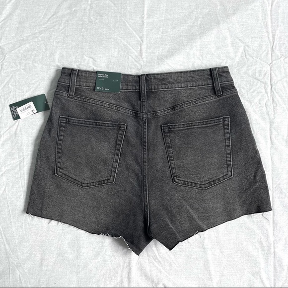 Wild Fable Highest-Rise Mom Jean Distressed Shorts - 12 - Picture 2 of 8